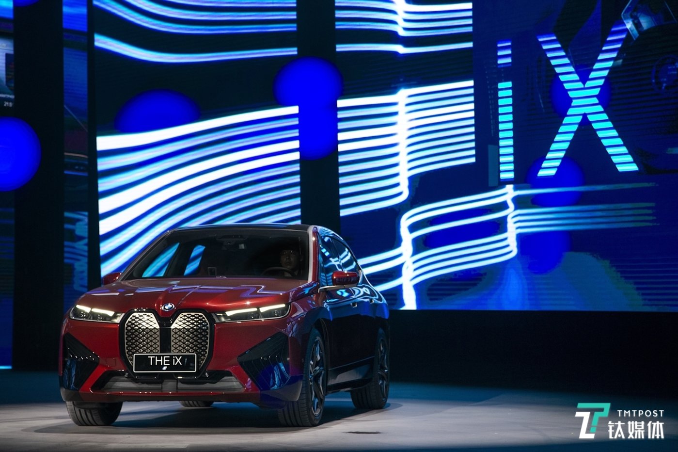 宝马锚定未来出行新方向，数字化、电动化与可持续并驾齐驱