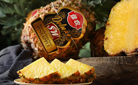 佳农水果斩获“2025年度行业领军品牌”奖，佳农黑钻菠萝荣获“2025年度杰出产品口碑奖”